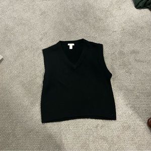 H&M Oversized Black Sweater Vest